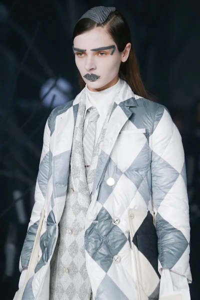 Look 93